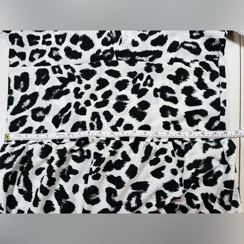 Sunday Up Black and White Animal Print Long Sleeve Dress - Picture 11 of 16